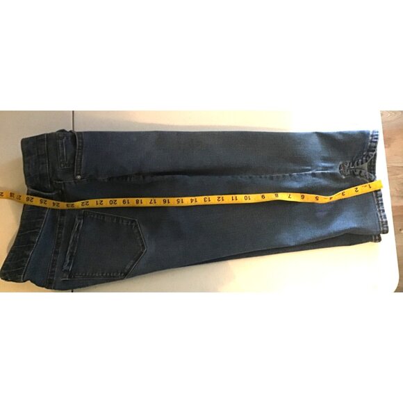 GLORIA VANDERBILT - WOMEN MEDIUM WASH SLIM CAPRI JEANS SIZE 8 - Picture 4 of 6